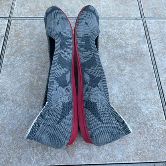Rothy's Grey Camo Round Toe Flats - Picture 5 of 9